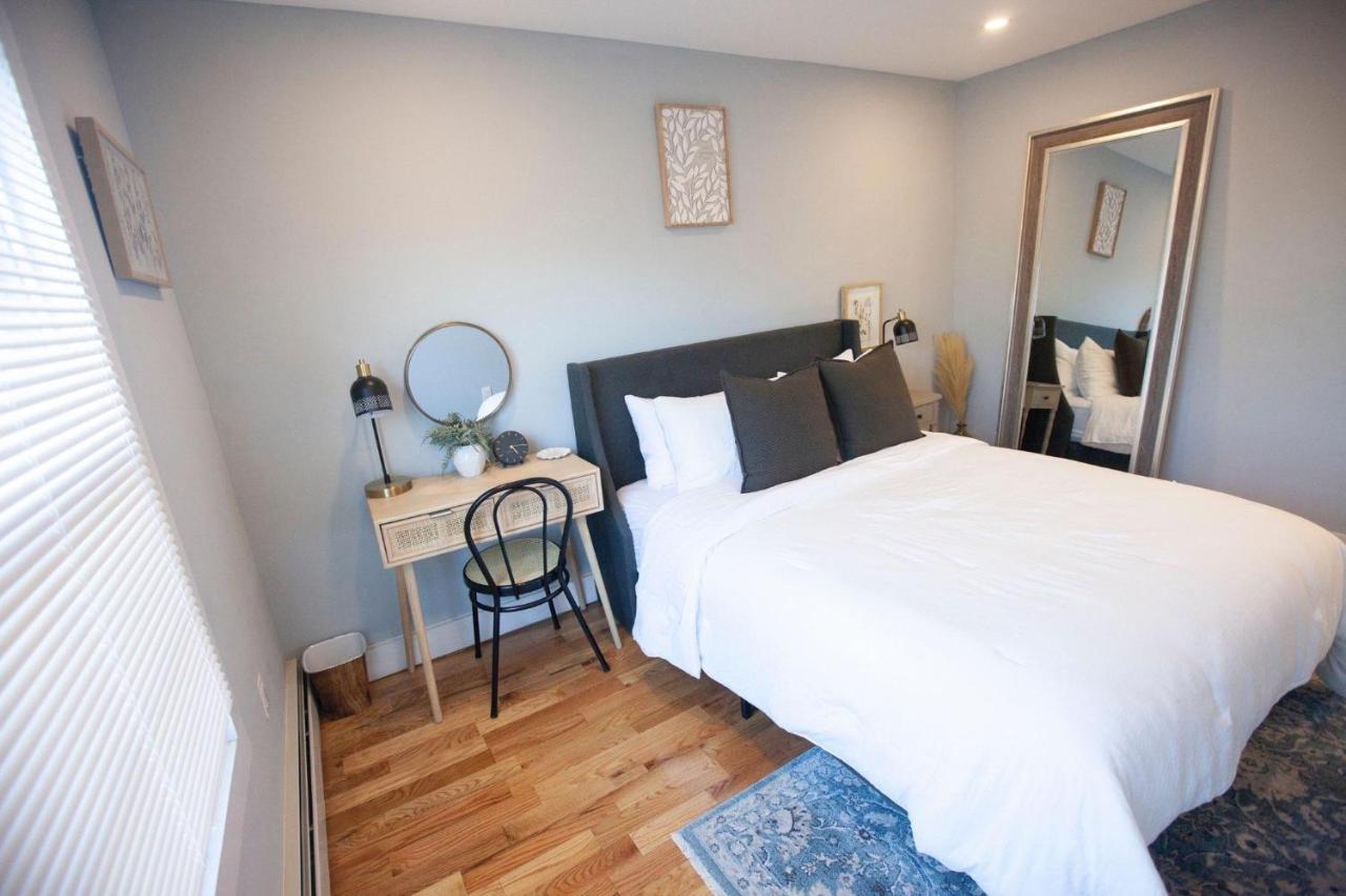 Alafia- Cozy Jfk Area Home - This Property Is A Hosted Property Meaning The Host Live On Site New York Bagian luar foto